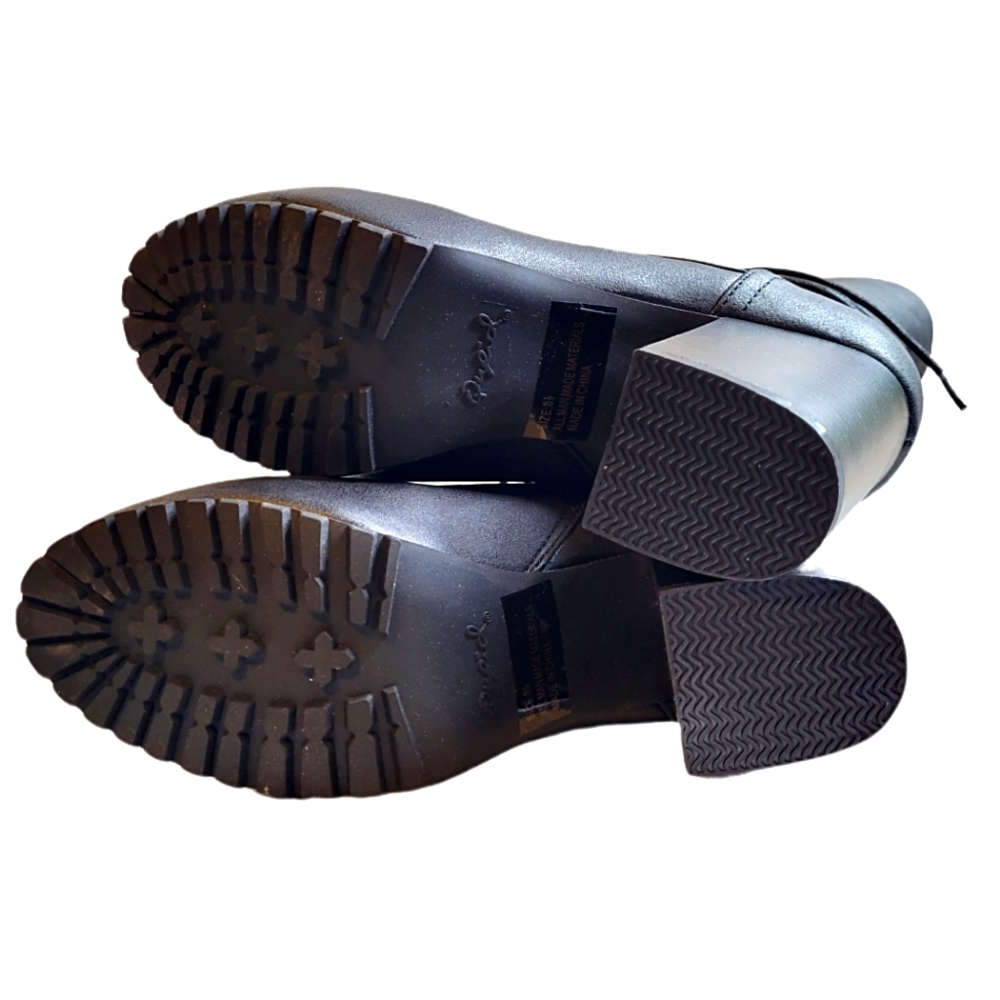 1 SZ 8 LEFT! BLACK LACE- UP HEEL BOOTS - Picture 3 of 6
